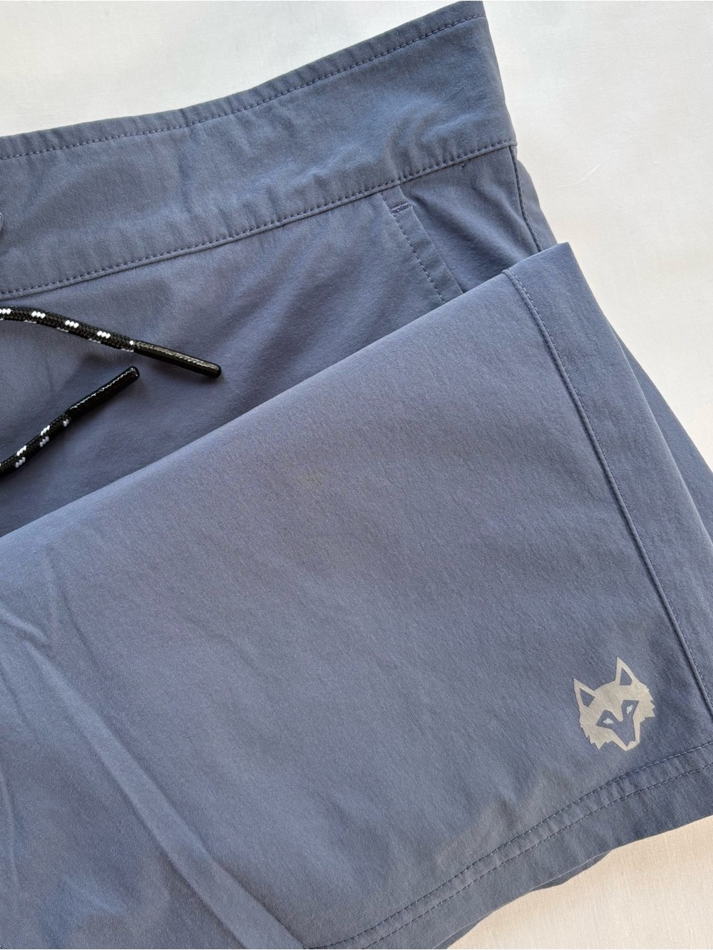 Greyson Indian Wells Board Shorts Size 35